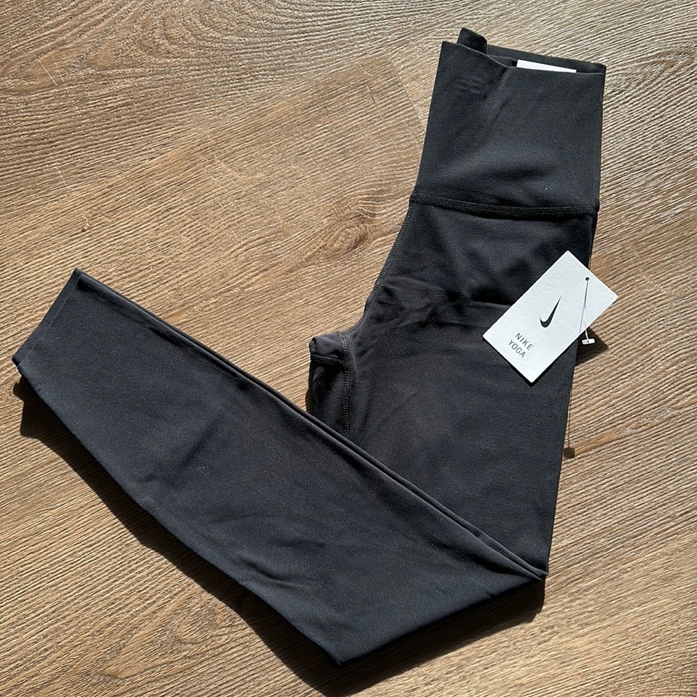 Nike Yoga Luxe Legging